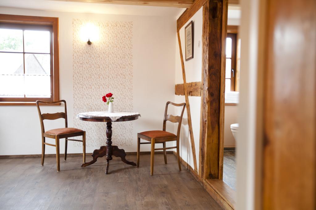 Pension Alte Schmiede Zabeltitz Номер фото